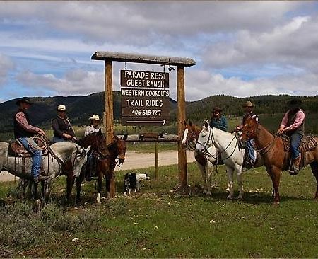 Hotel Parade Rest Ranch West Yellowstone Exterior foto